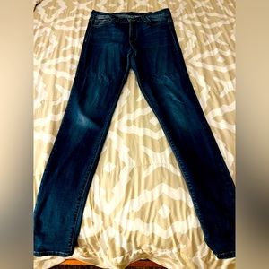 Flying Monkey Jeans size 28